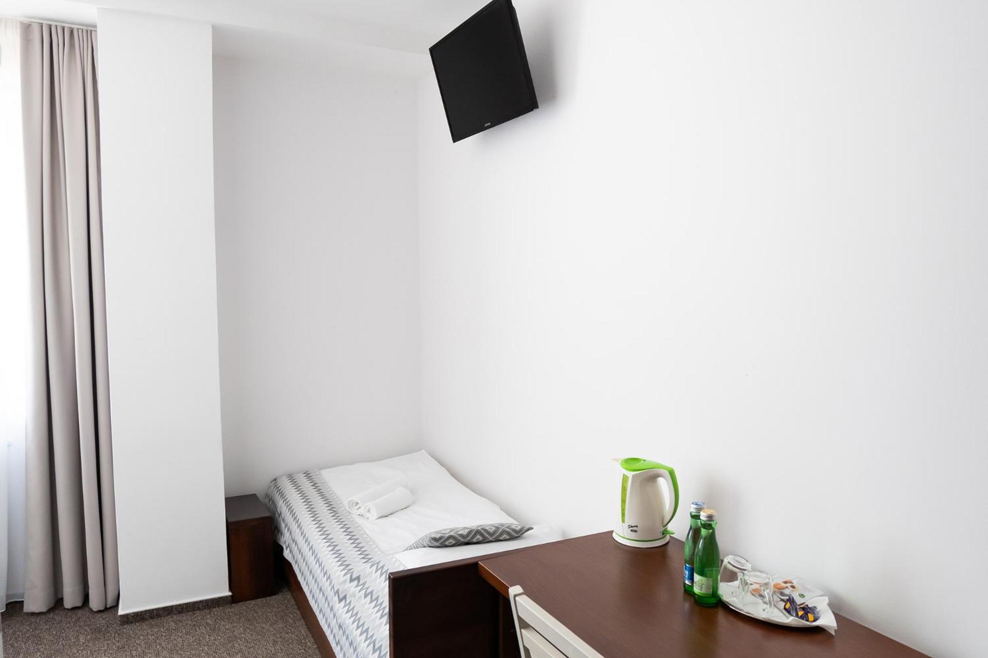 Hotel Slanica นาเมสโตโว ภายนอก รูปภาพ